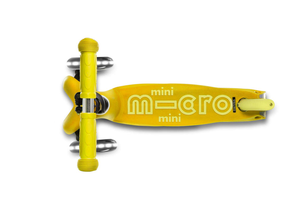 LED Scooter 3 Wheels Adjustable Handlebar Non-Slip T8982