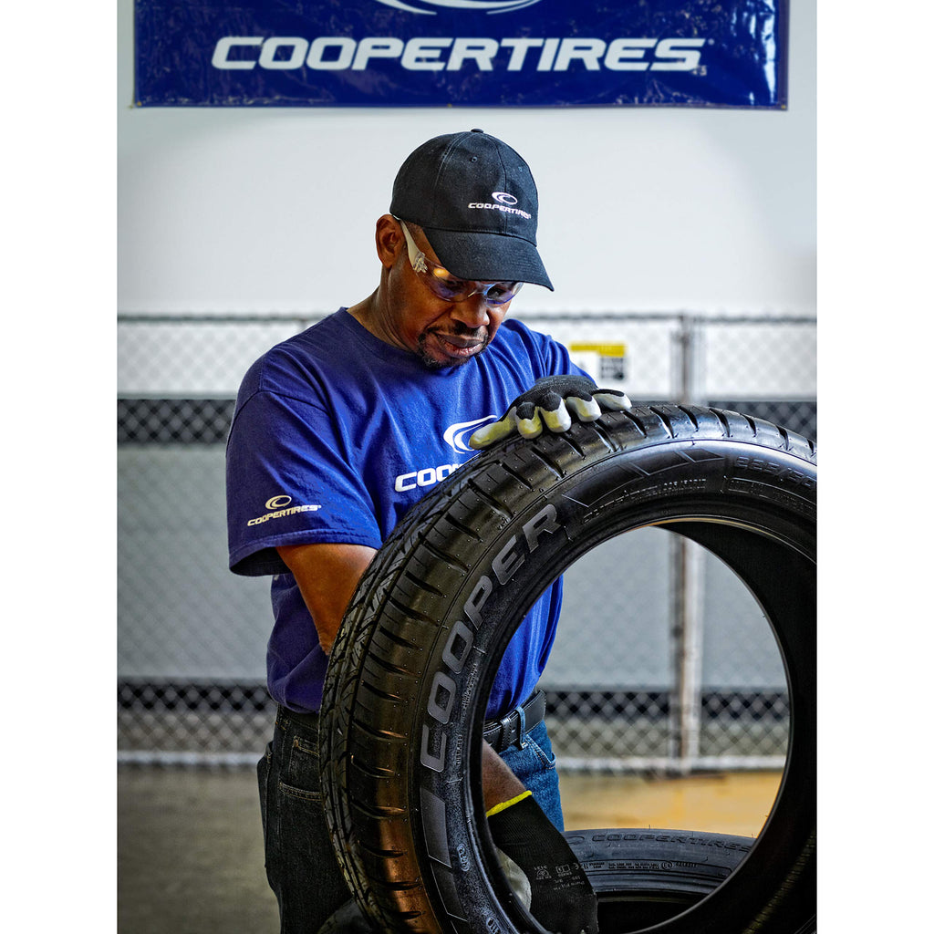All-Season 205/75R15 97T Tire X871